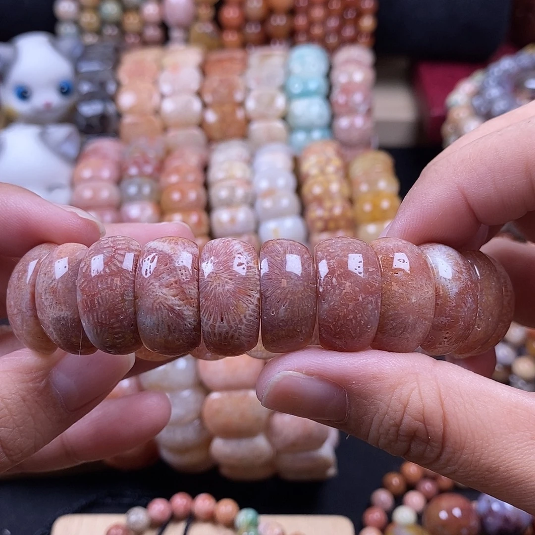 硅化珊瑚（珊瑚玉）手牌未镶嵌72