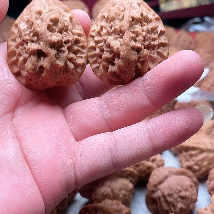 桃核把件温****运零点文玩13鸡全品无修