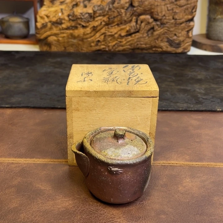 备前烧作品备前烧作品伊势崎陽山，水台小掉皮