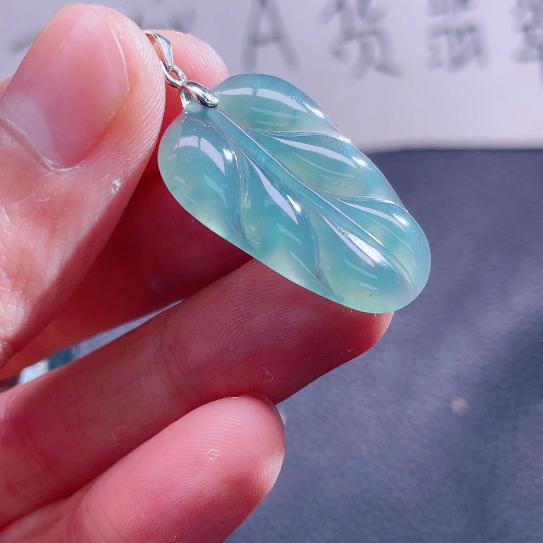 翡翠颈饰未镶嵌999999999