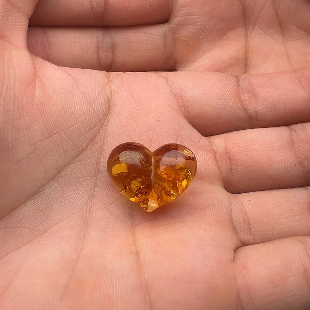 章***鸽琥珀（花珀）颈饰未镶嵌花珀屁桃提溜吊坠（打孔不退换）