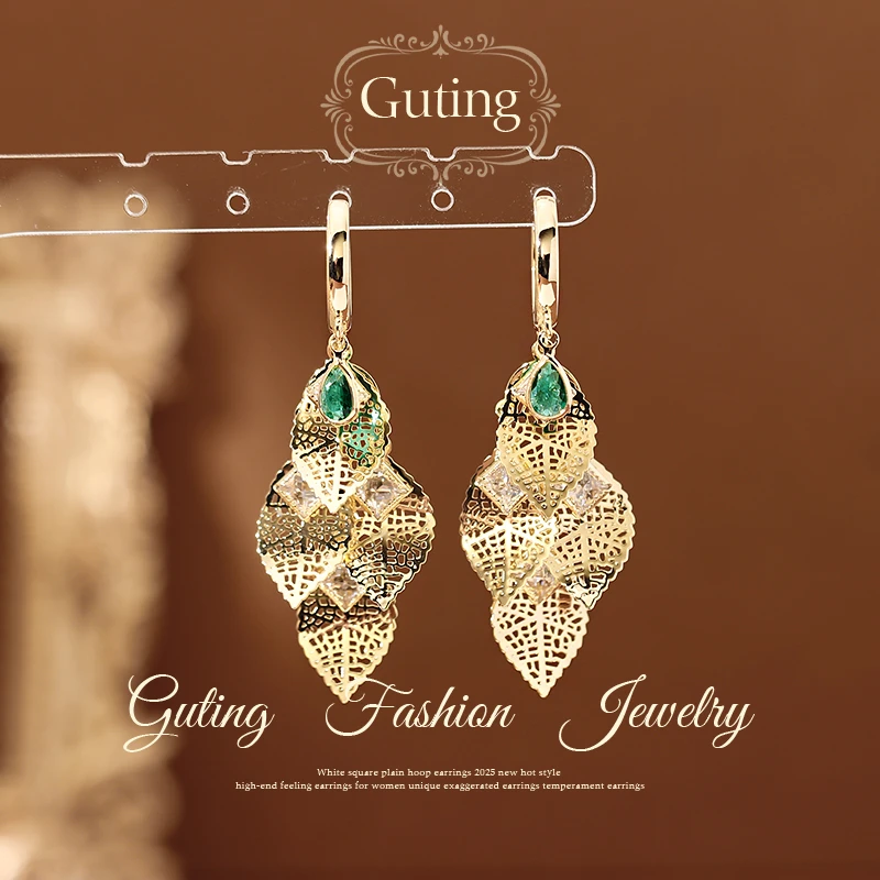 铜合金合成锆石耳饰 22692金色叶片流苏耳环女轻奢耳饰秋冬耳钉