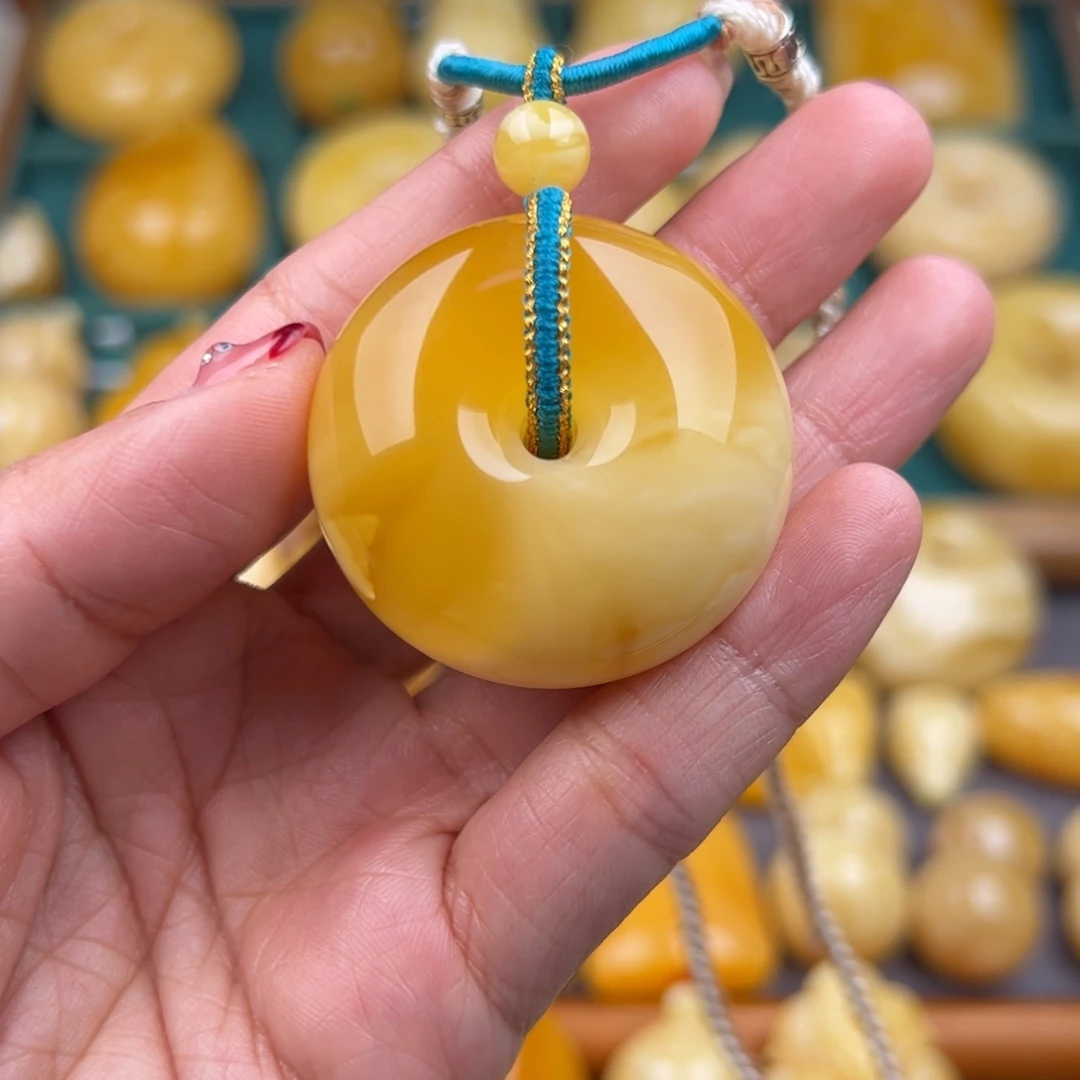 琥珀颈饰未镶嵌纯天然琥珀蜜蜡无优化