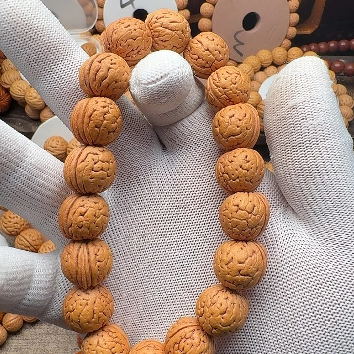 不***慢桃核吊坠盘锦奶油核鲨鱼鳍