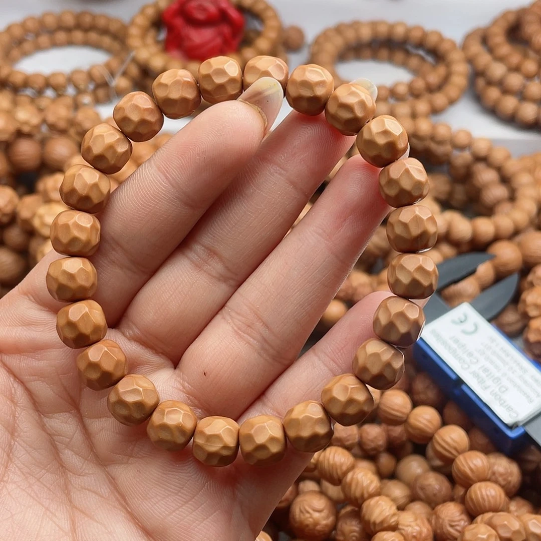 猴头核桃吊坠10+微瑕黑金无相