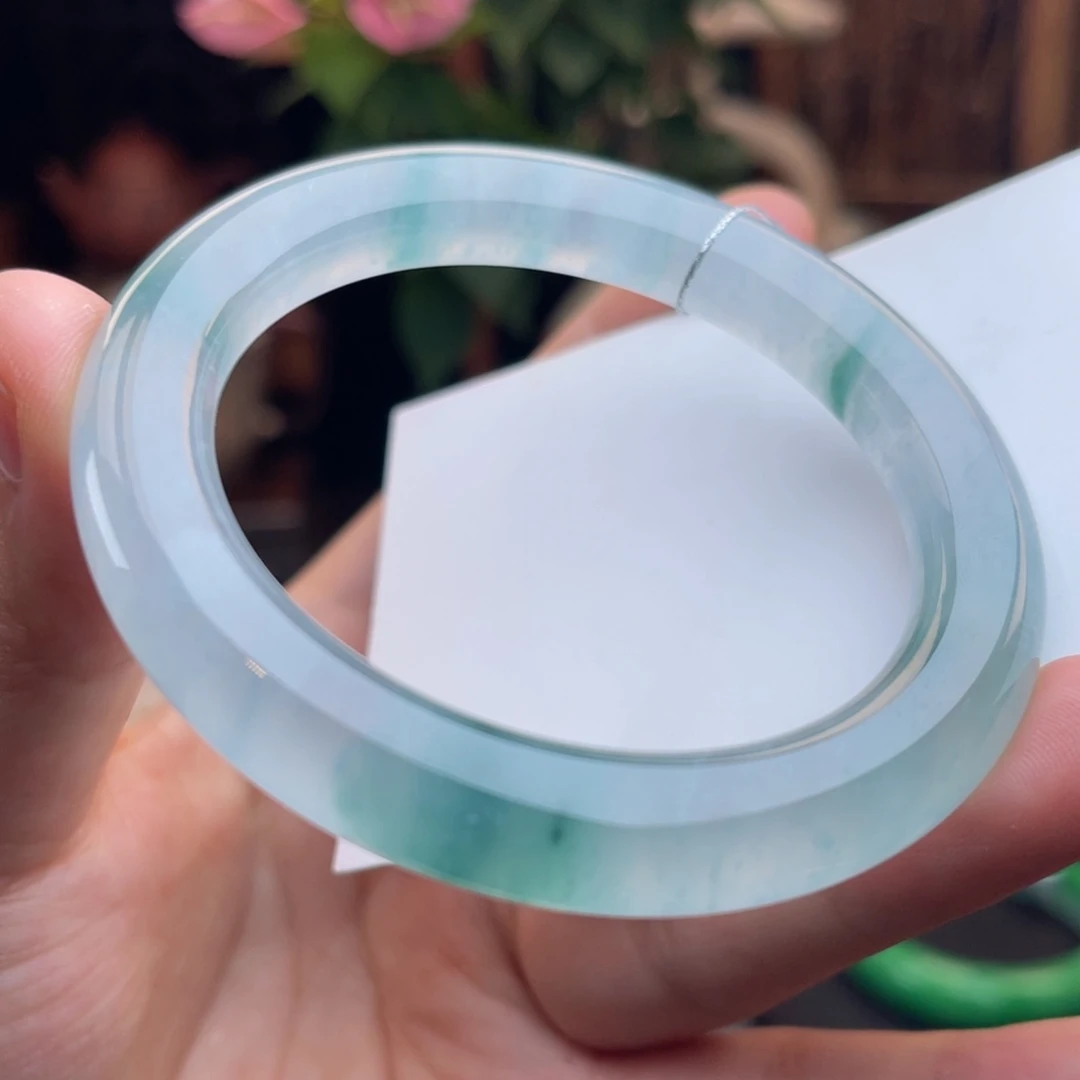 翡翠手镯（圆镯）未镶嵌