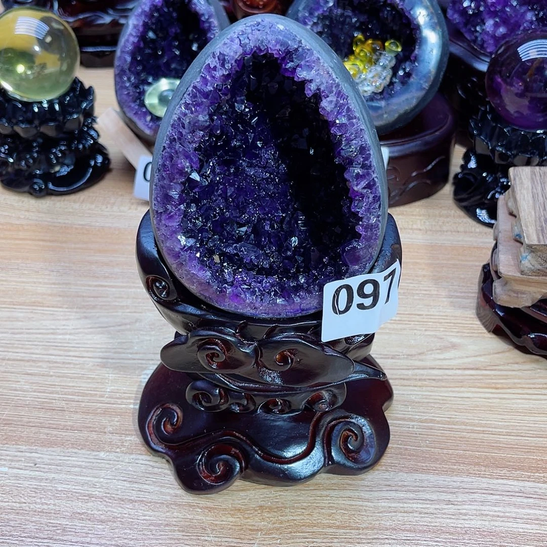 南***殷紫晶大型摆件（非配饰）未镶嵌
