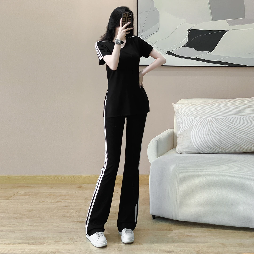 休闲运动套装显瘦时尚女装V领宽松中长上衣三条杠微喇叭裤两件套