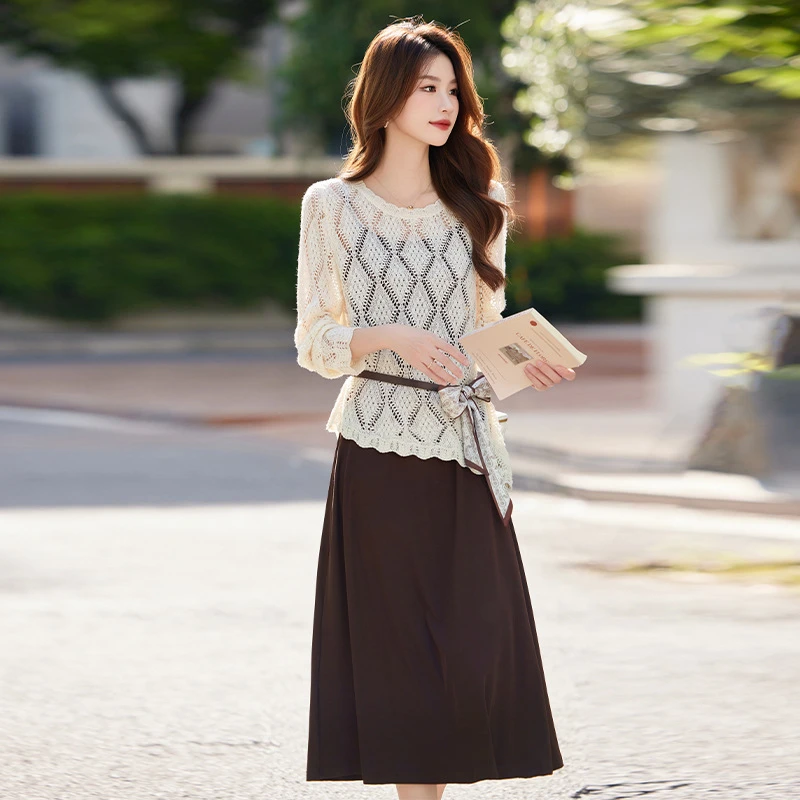 2025秋新款长袖套头系带纯色镂空上衣吊带裙两件套显瘦连衣裙打底