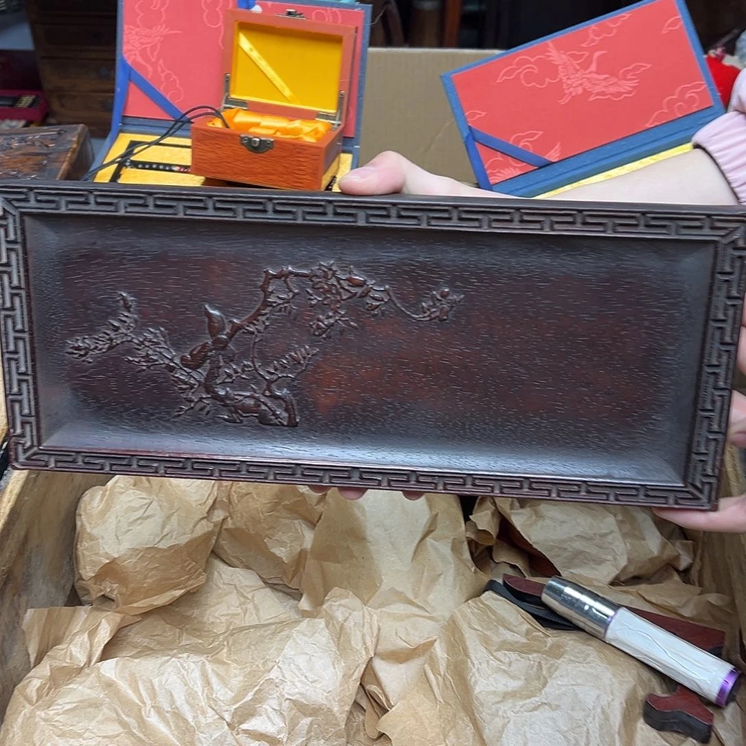 大叶紫檀（黑酸枝木类）