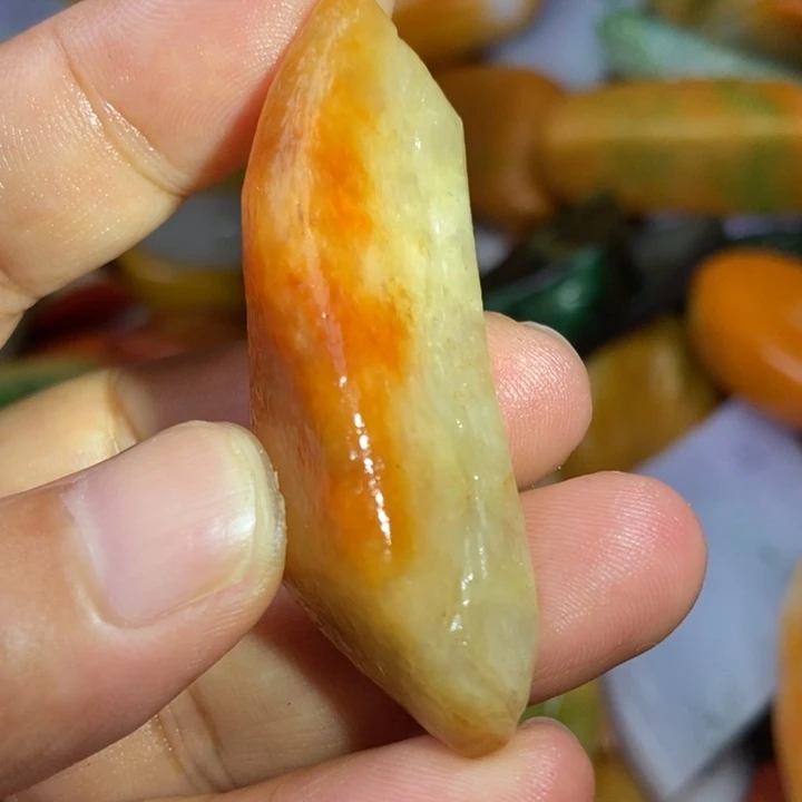 翡翠挂件未镶嵌缅甸翡翠