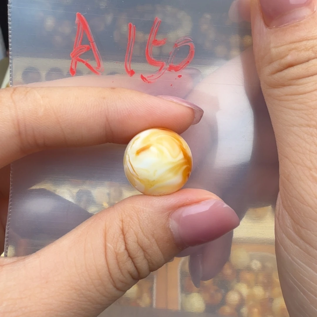 W****琥珀未镶嵌珠宝奇石琥珀蜜蜡