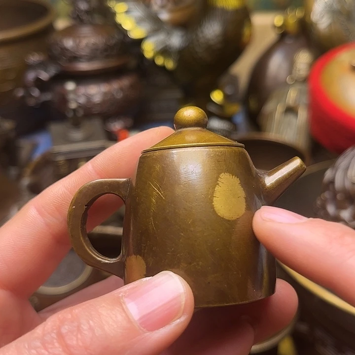 精美铜器批发档口