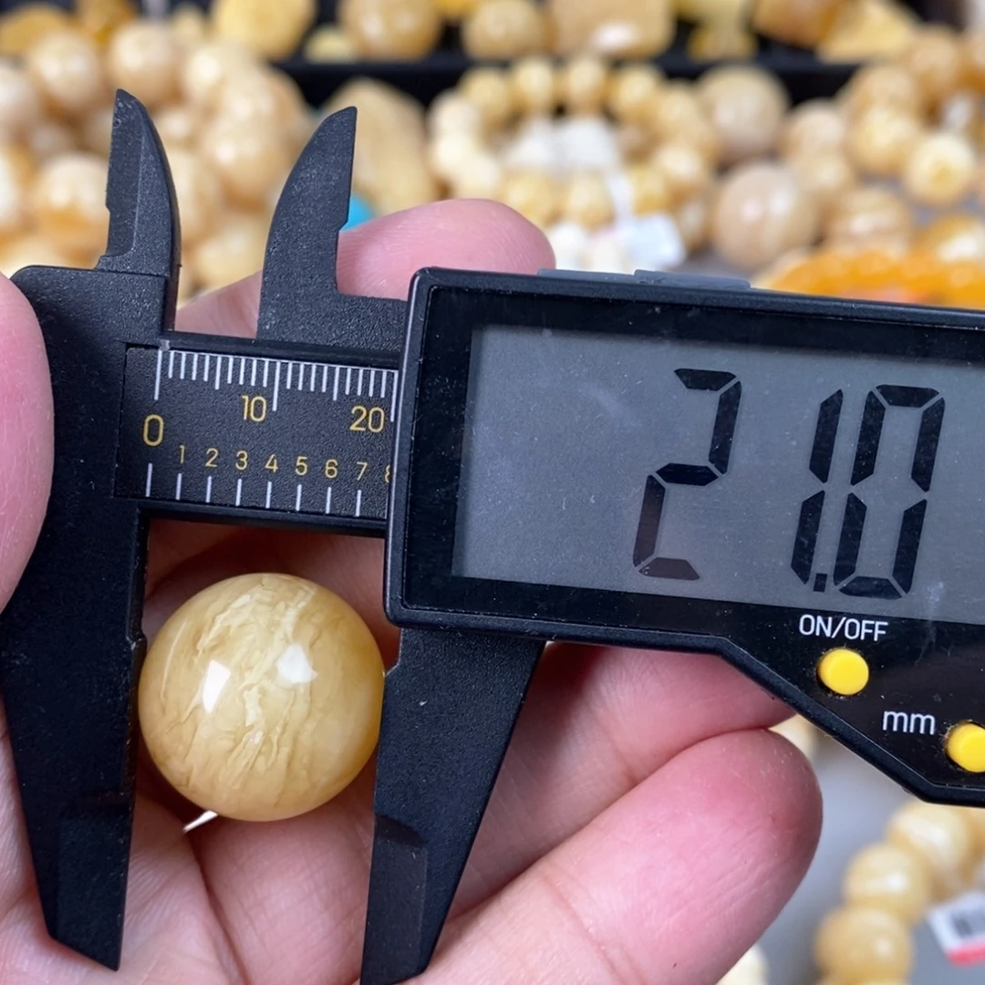 蜜蜡未镶嵌珠宝奇石 5.2g