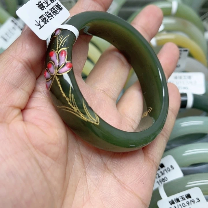 未镶嵌手镯和田玉（糖玉）