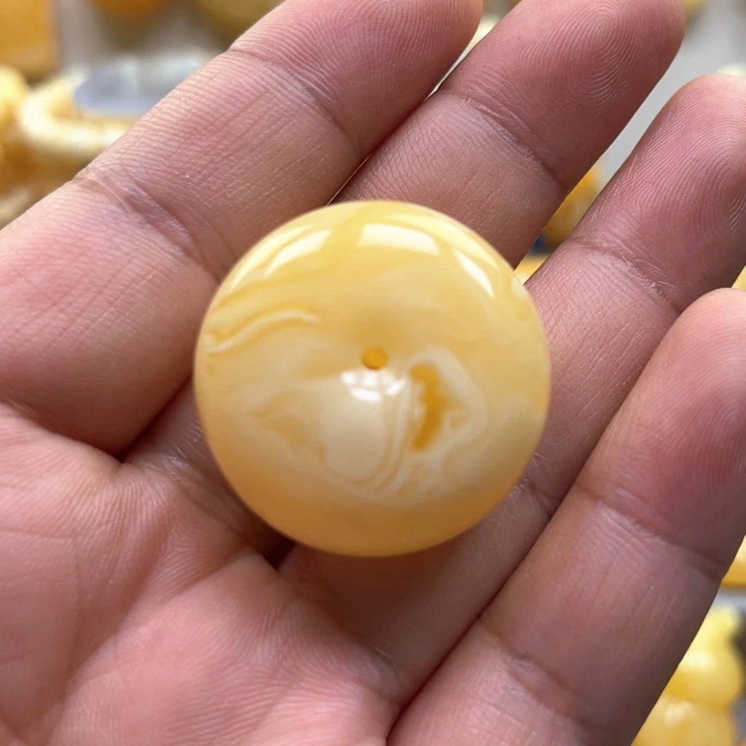 琥珀颈饰未镶嵌吊坠