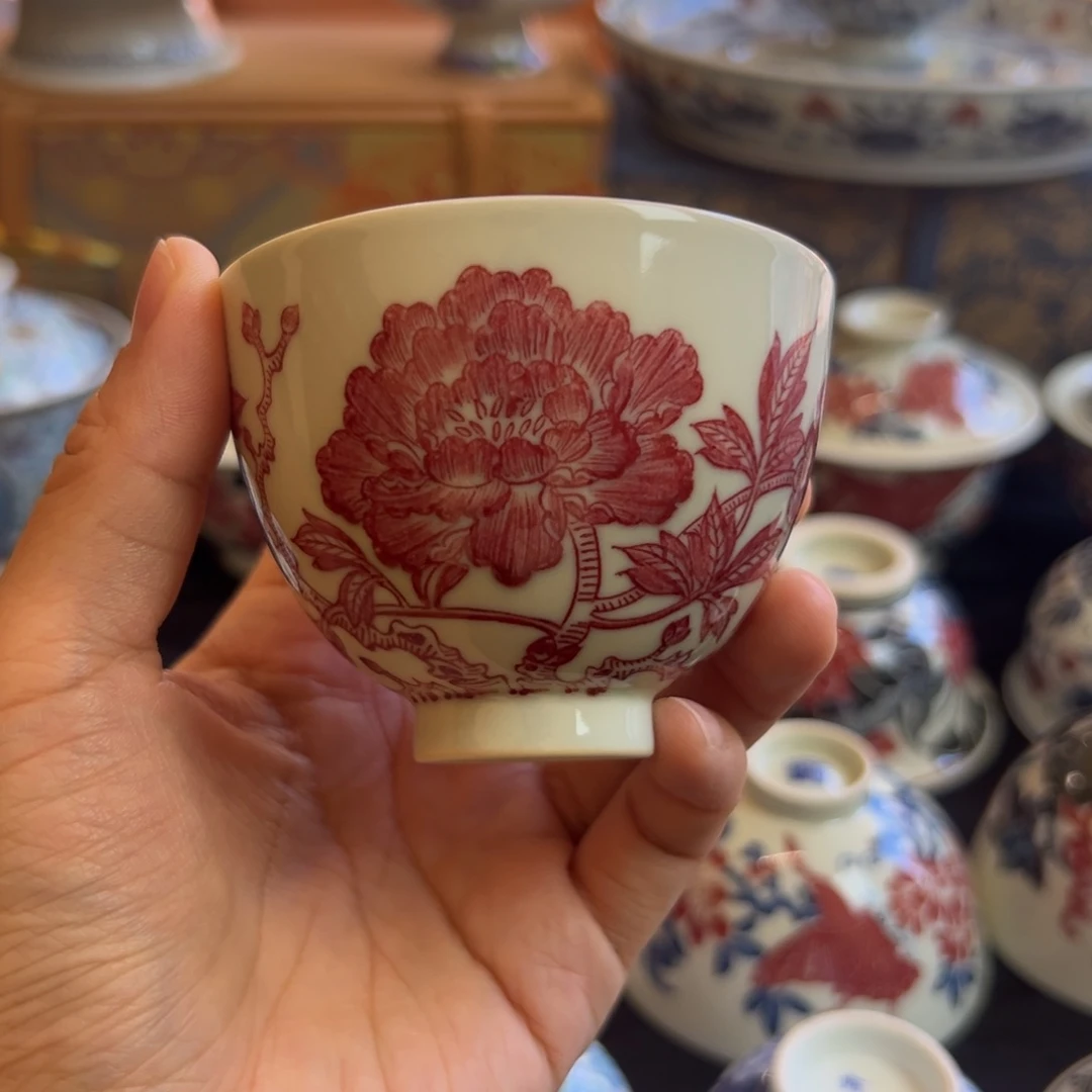 正绎堂釉里红牡丹鸡心全红