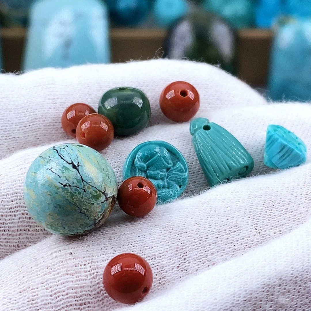 南红玛瑙未镶嵌珠宝奇石