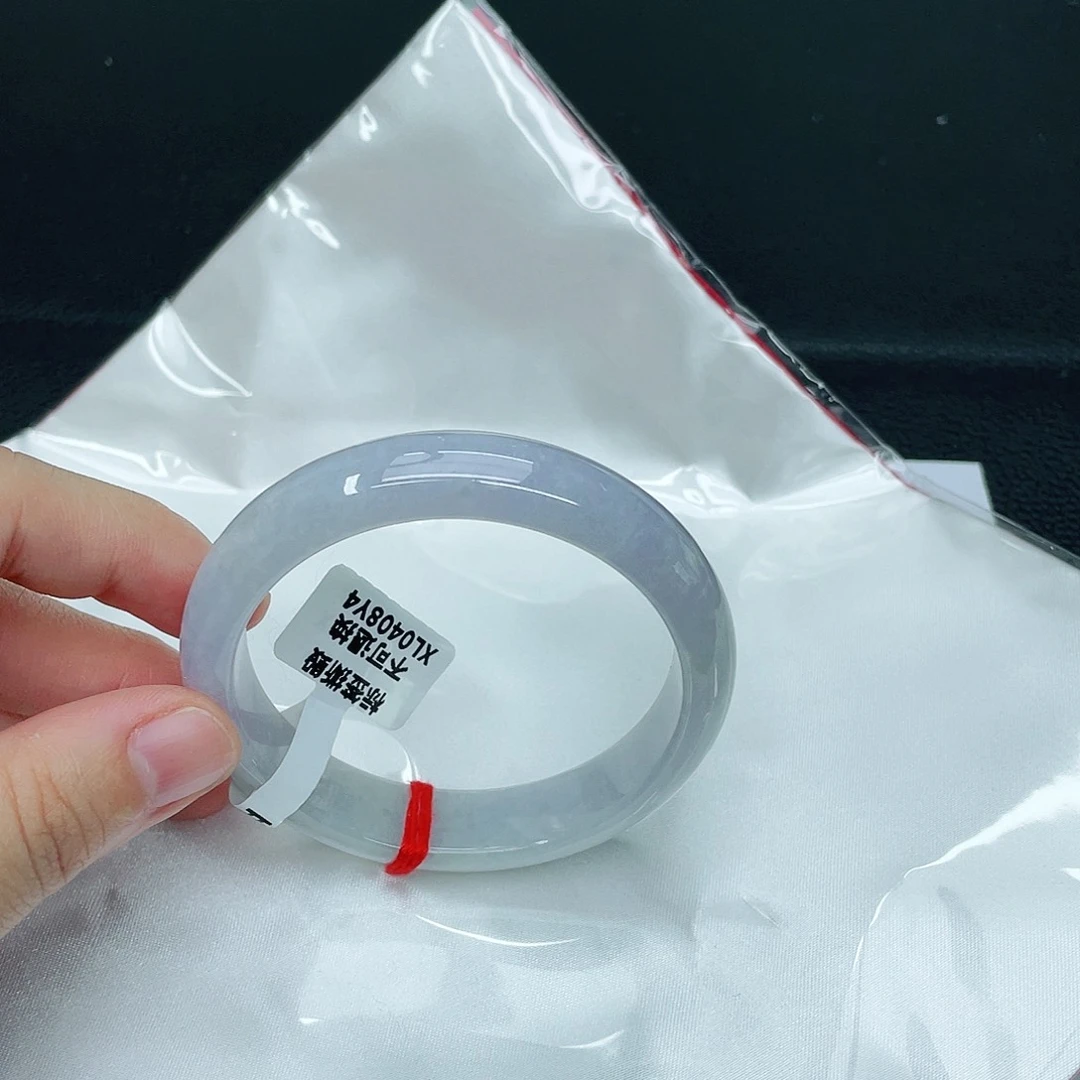 翡翠手镯未镶嵌正56