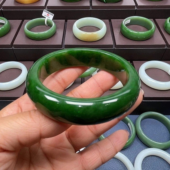 和田玉未镶嵌手镯5960