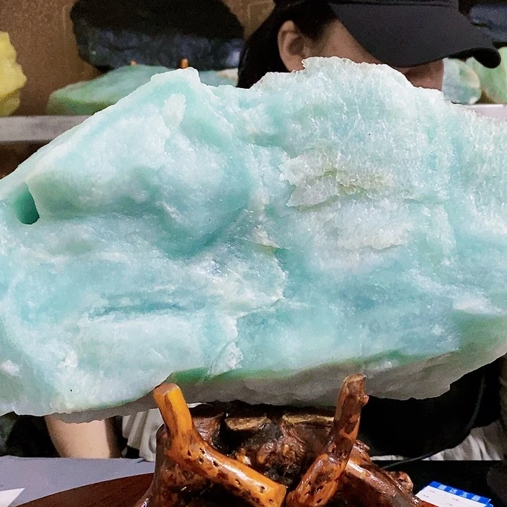 蛇纹石玉未镶嵌原石欧**龙