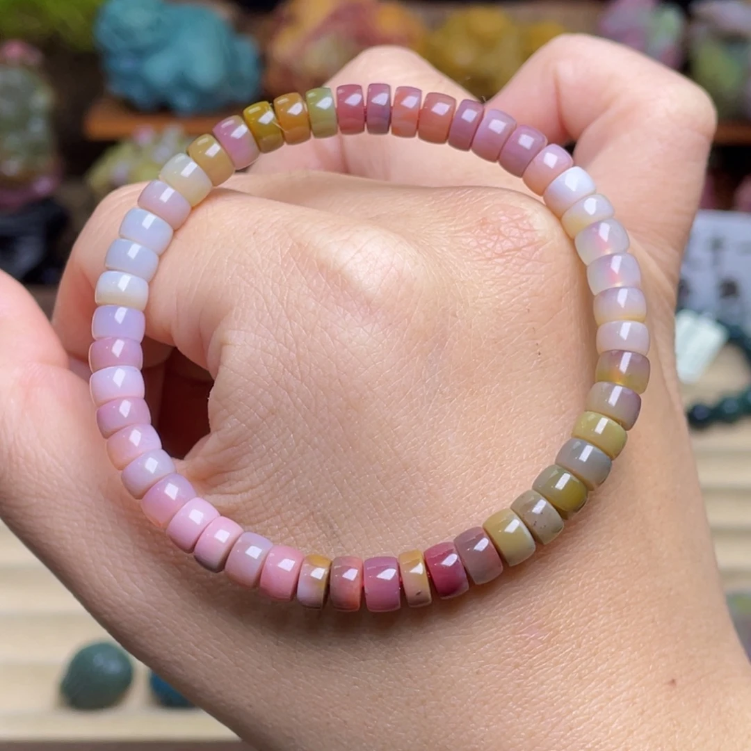 玛瑙/玉髓未镶嵌珠宝半成品盐源玛瑙彩虹直切