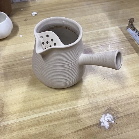 微瑕，明火，口径6高度8约280毫升白