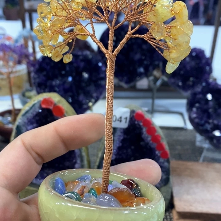 水晶摆件摆件未镶嵌是**呀