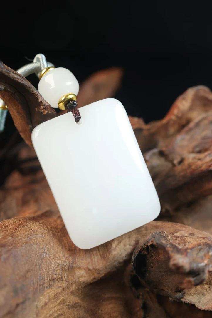 利老板福利-石英质玉无事牌-YCF024