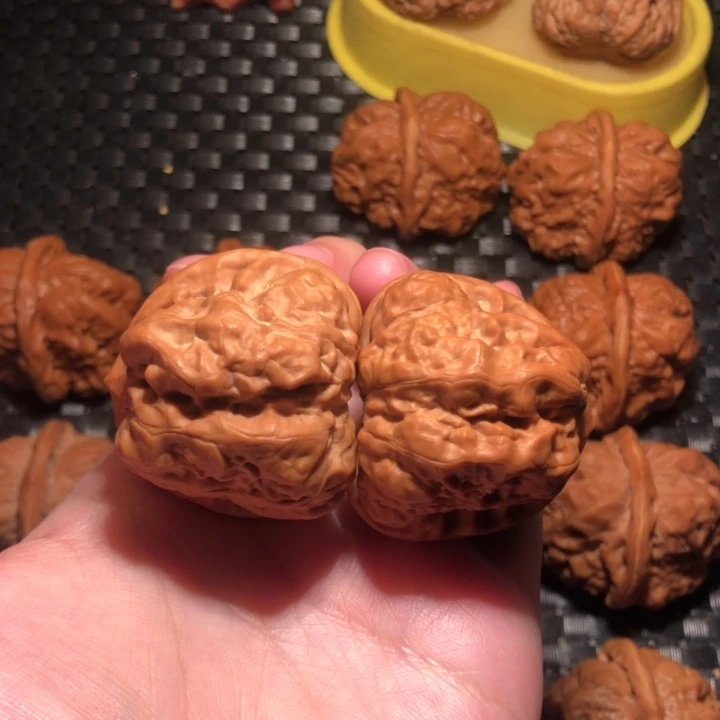 文玩核桃把件42超大腿四开肌肉蛙