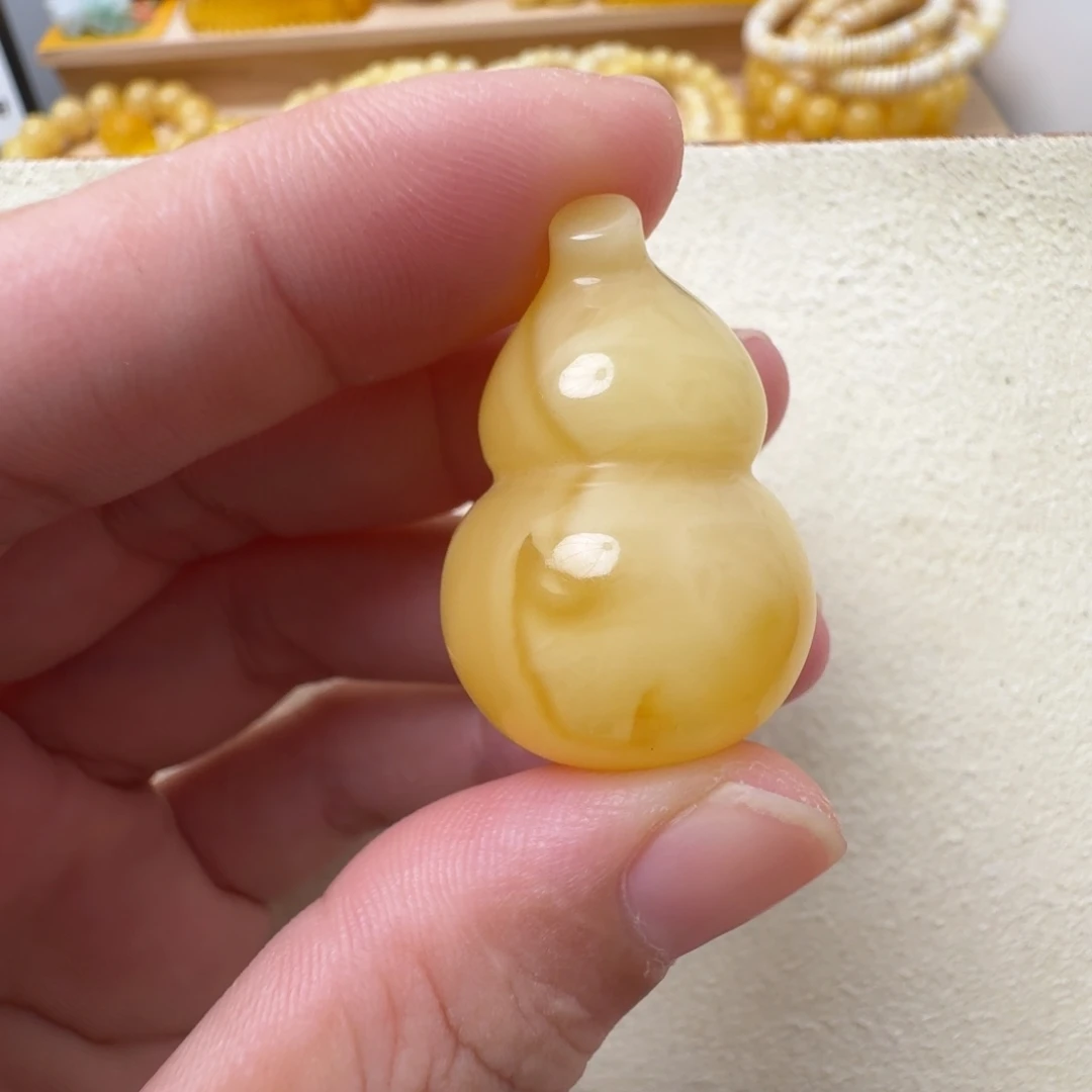 蜜蜡未镶嵌珠宝奇石超过七天不退不换