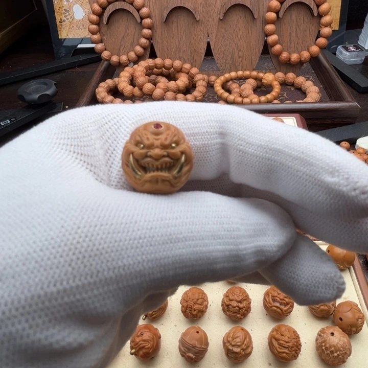 吊坠猴头核桃大獠牙