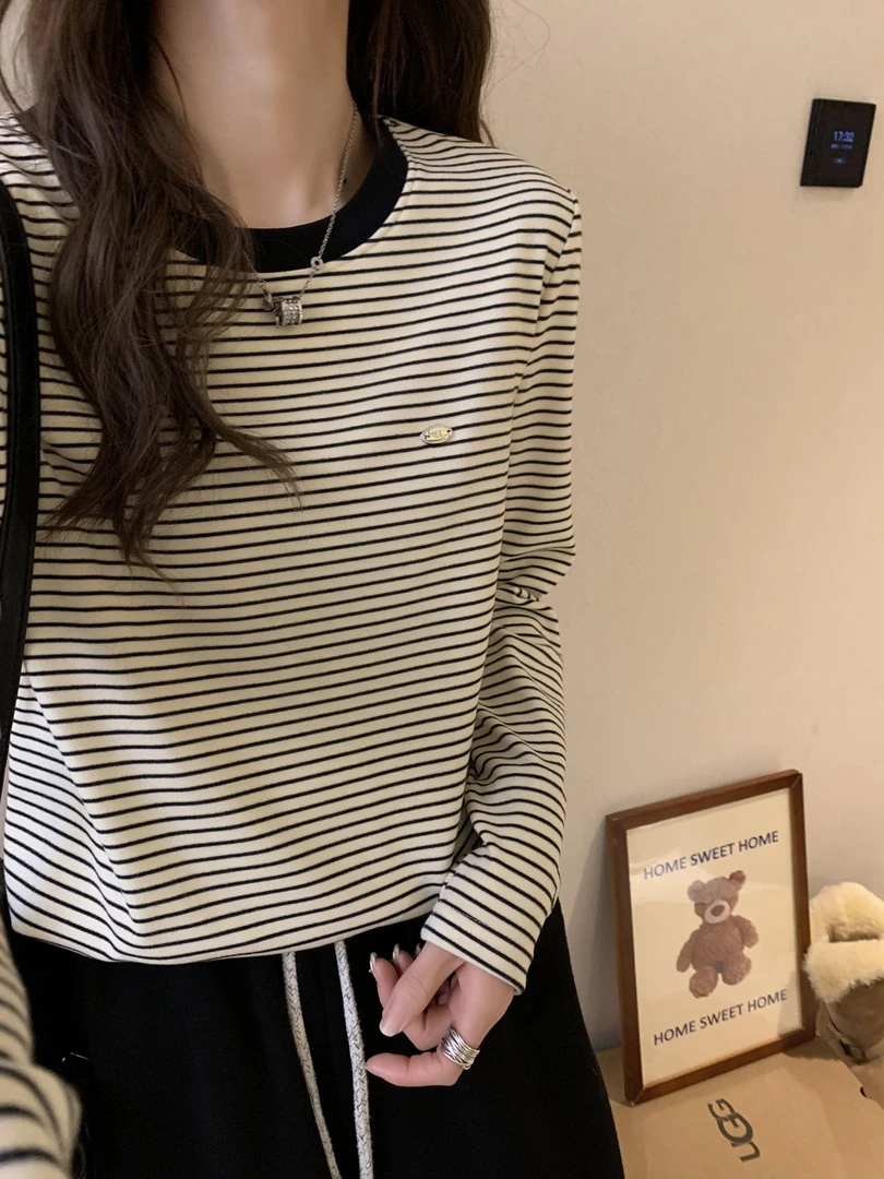 小雅姐姐  韩系休闲撞色领条纹打底T恤衫II19