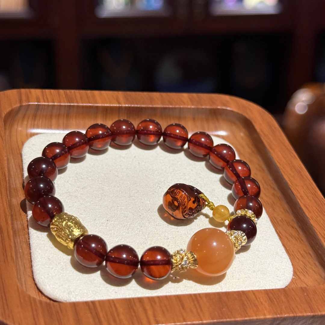 血珀净水血珀养生宝石9左右尺寸搭配蜜蜡显白198