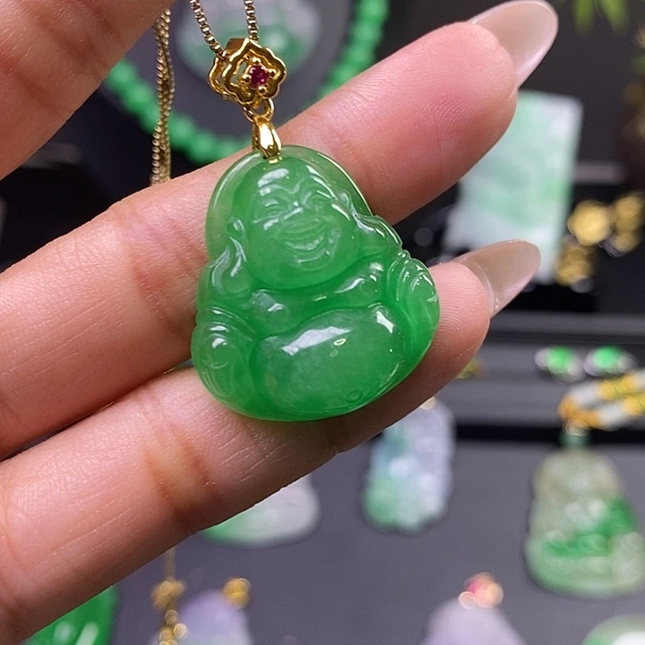 翡翠未镶嵌吊坠(赠链)