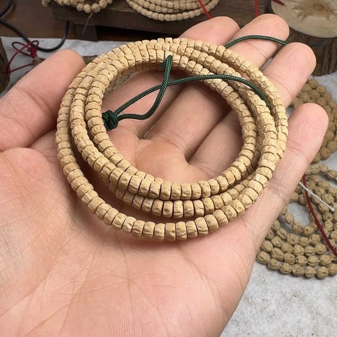 枯***.柏香籽/百香籽吊坠