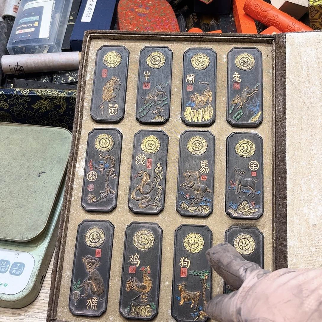 哈哈哈哈哈刚刚一套