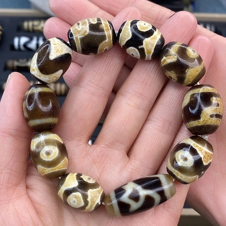 青***志玛瑙/玉髓未镶嵌颈饰