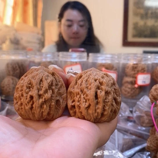 文玩核桃吊坠41麦虎尖有伤