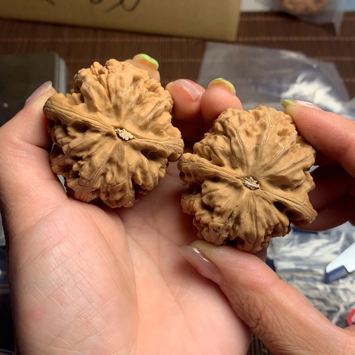 吊坠文玩核桃G***,粗筋