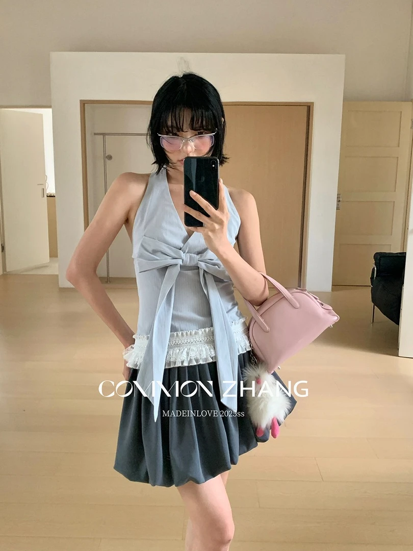 夏季法式蕾丝边拼接挂脖系带蝴蝶结少女感露背上衣小众气质辣妹