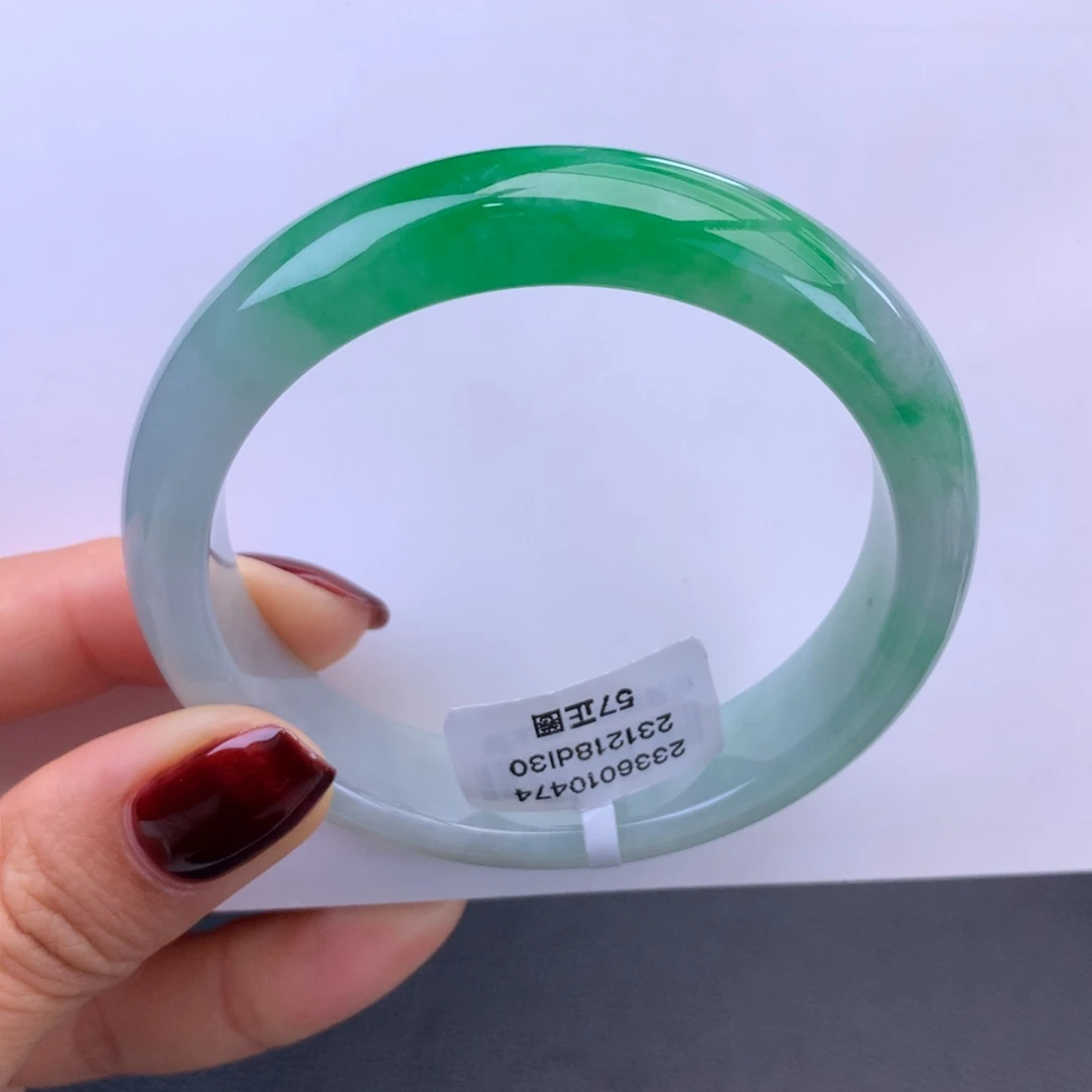 翡翠未镶嵌手镯糯冰辣绿手镯