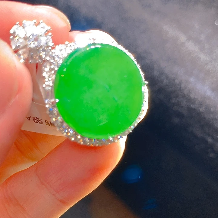 【闪购商品】翡翠颈饰银S925镶嵌翡翠