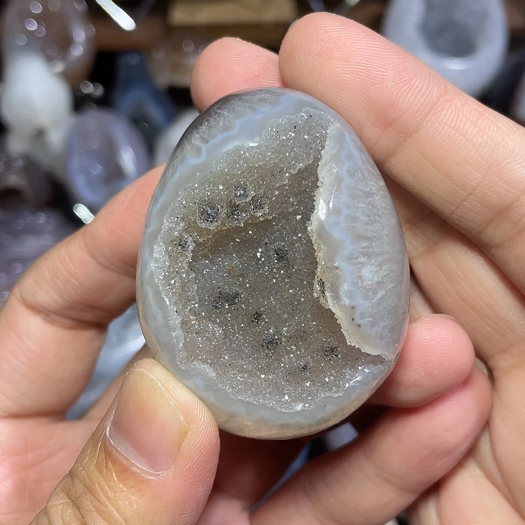 未镶嵌水晶大型摆件（非配饰）