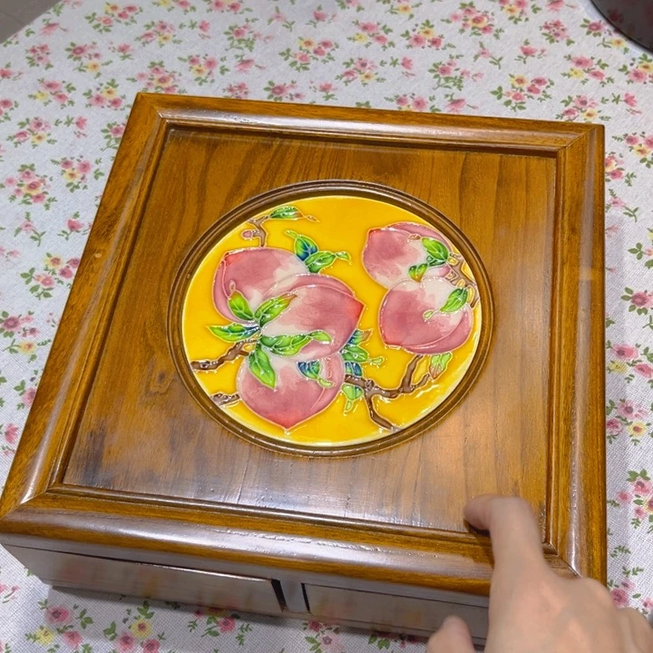 用***5一体款瓷板画艺术