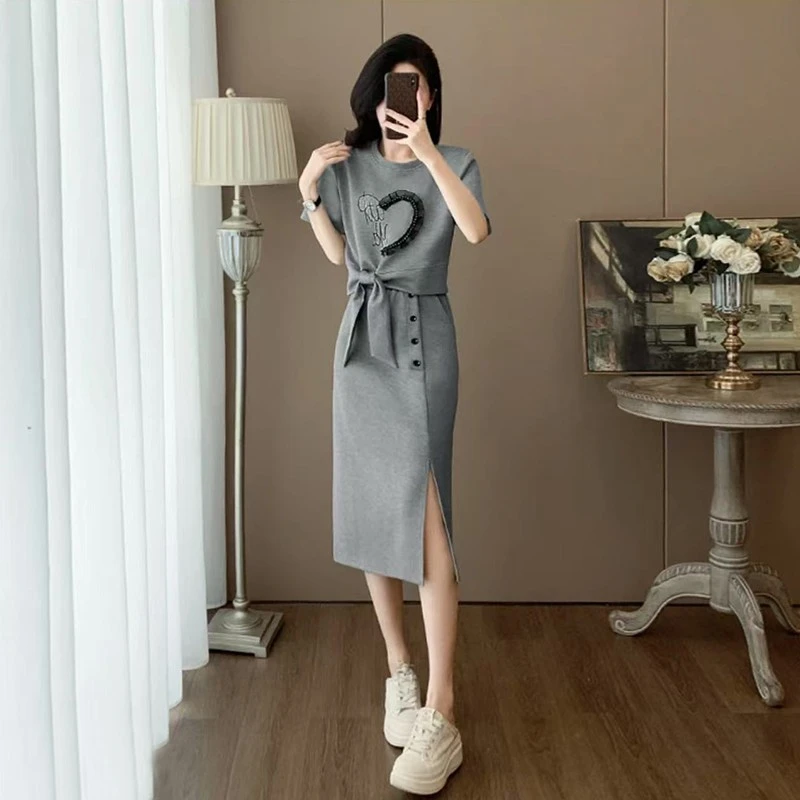 时尚休闲套装裙女夏季韩版圆领正肩短袖t恤+高腰开叉半身裙两件套