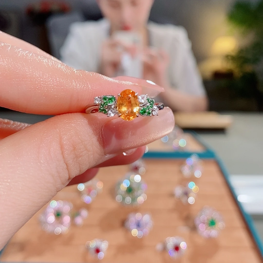 石榴石（芬达石）铂Pt950镶嵌戒指1.23ct