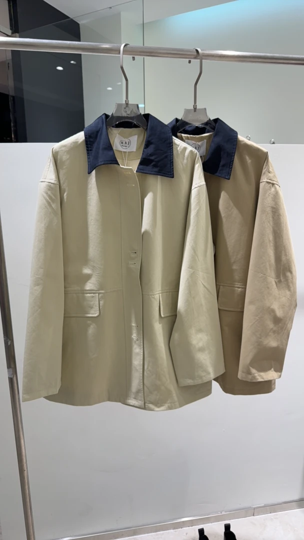 EM女装——3093中长款风衣