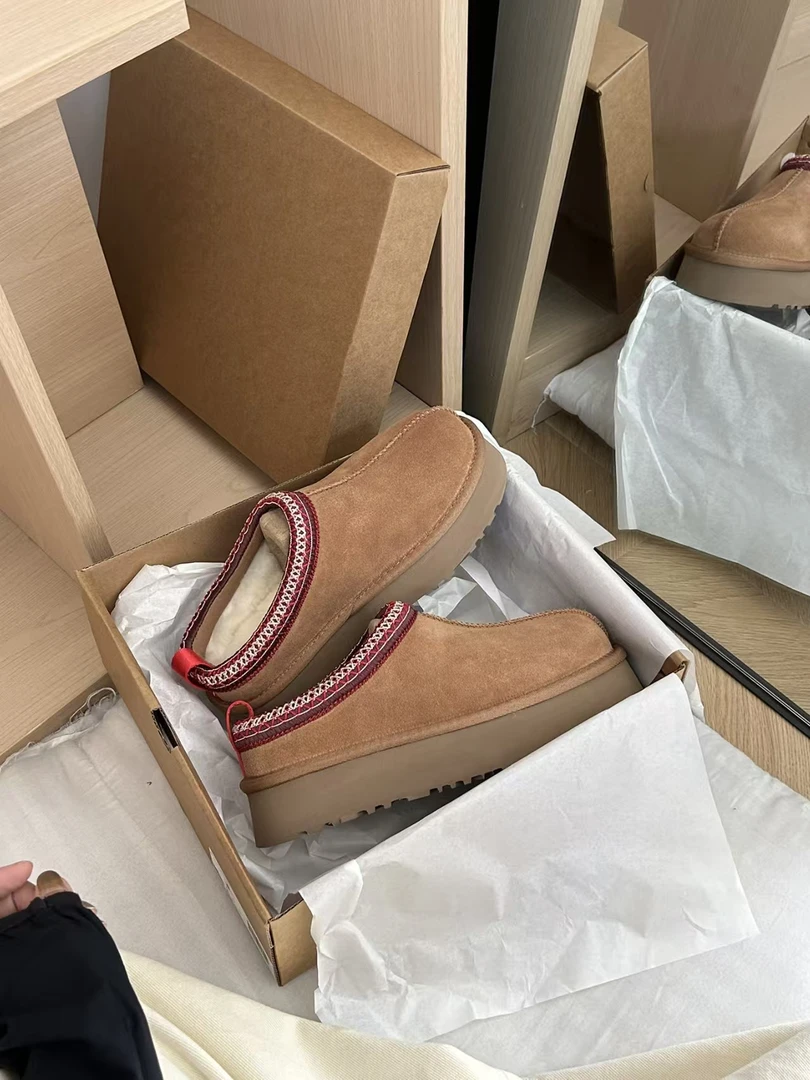 《厚底民族风》桑坡发货羊皮毛一体雪地靴