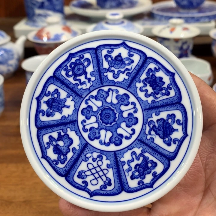 柴窑青花八宝盖置